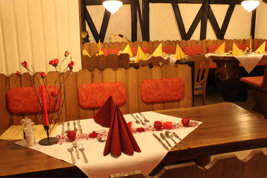 Hotel Restaurant Wolfsschlucht バート・ミュンスターアイフェル エクステリア 写真